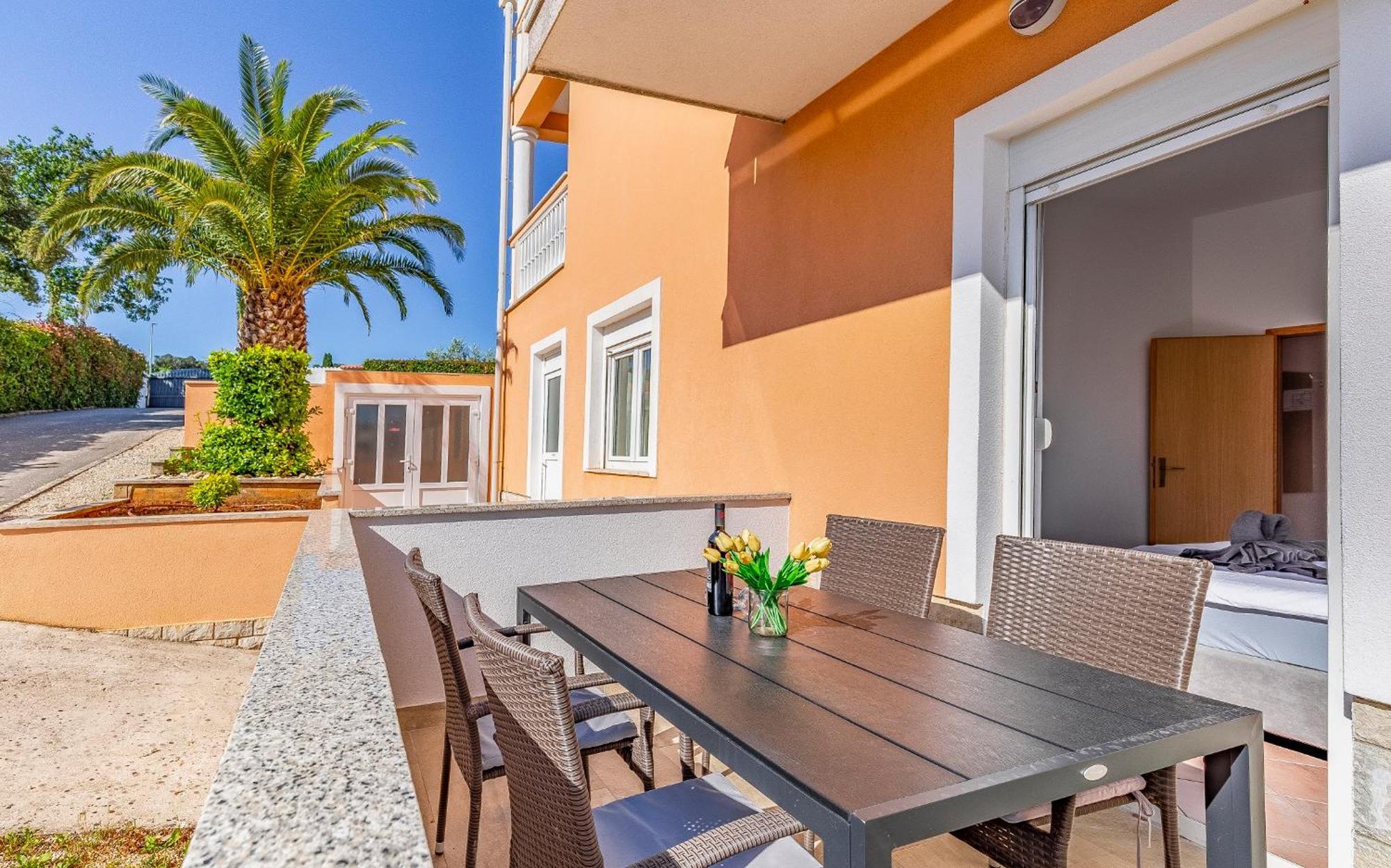Apartments Rok Pula Exterior photo