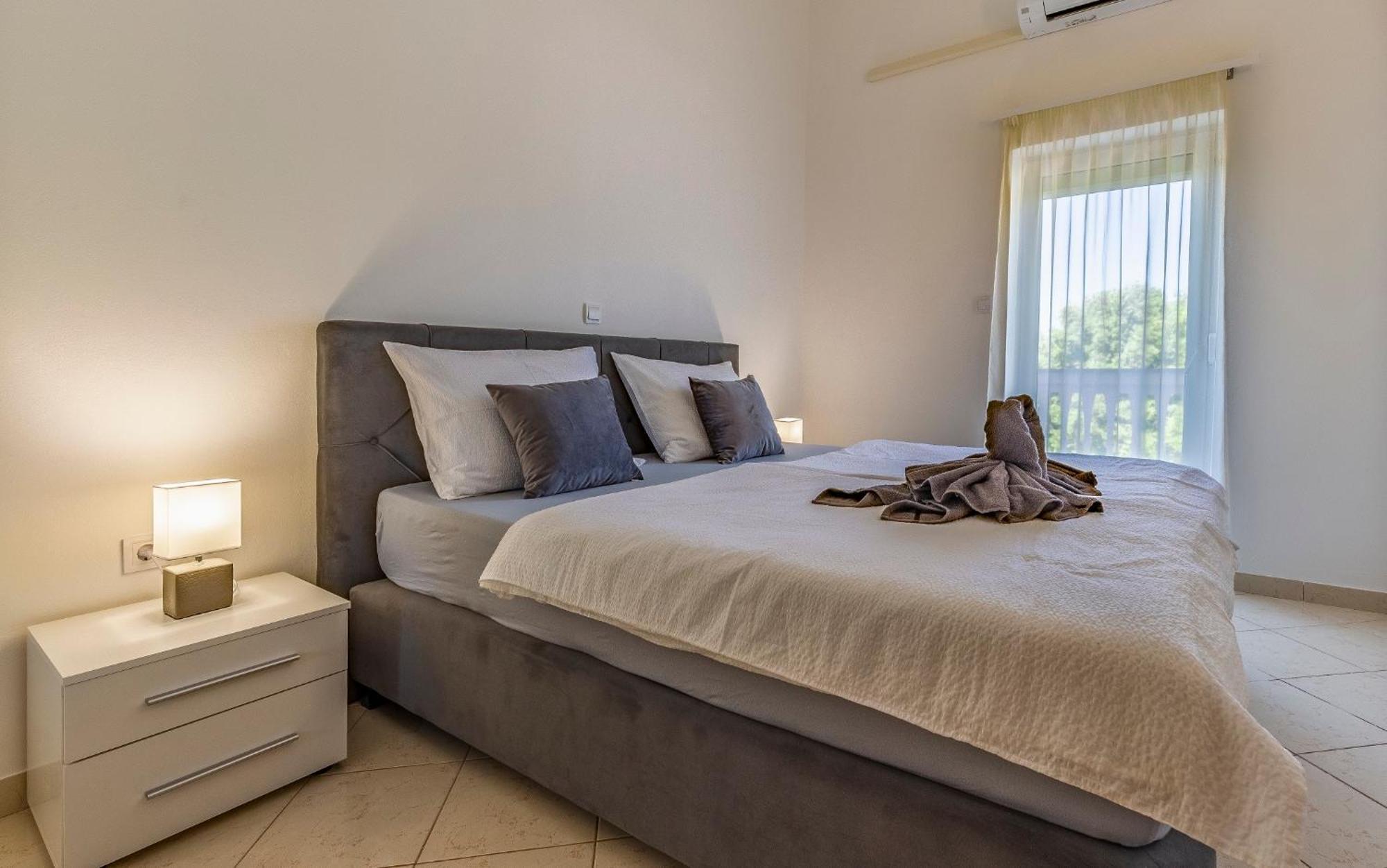 Apartments Rok Pula Exterior photo